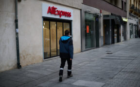 AliExpress llega a Pamplona y abre en Navarra su primera tienda en el centro de la ciudad